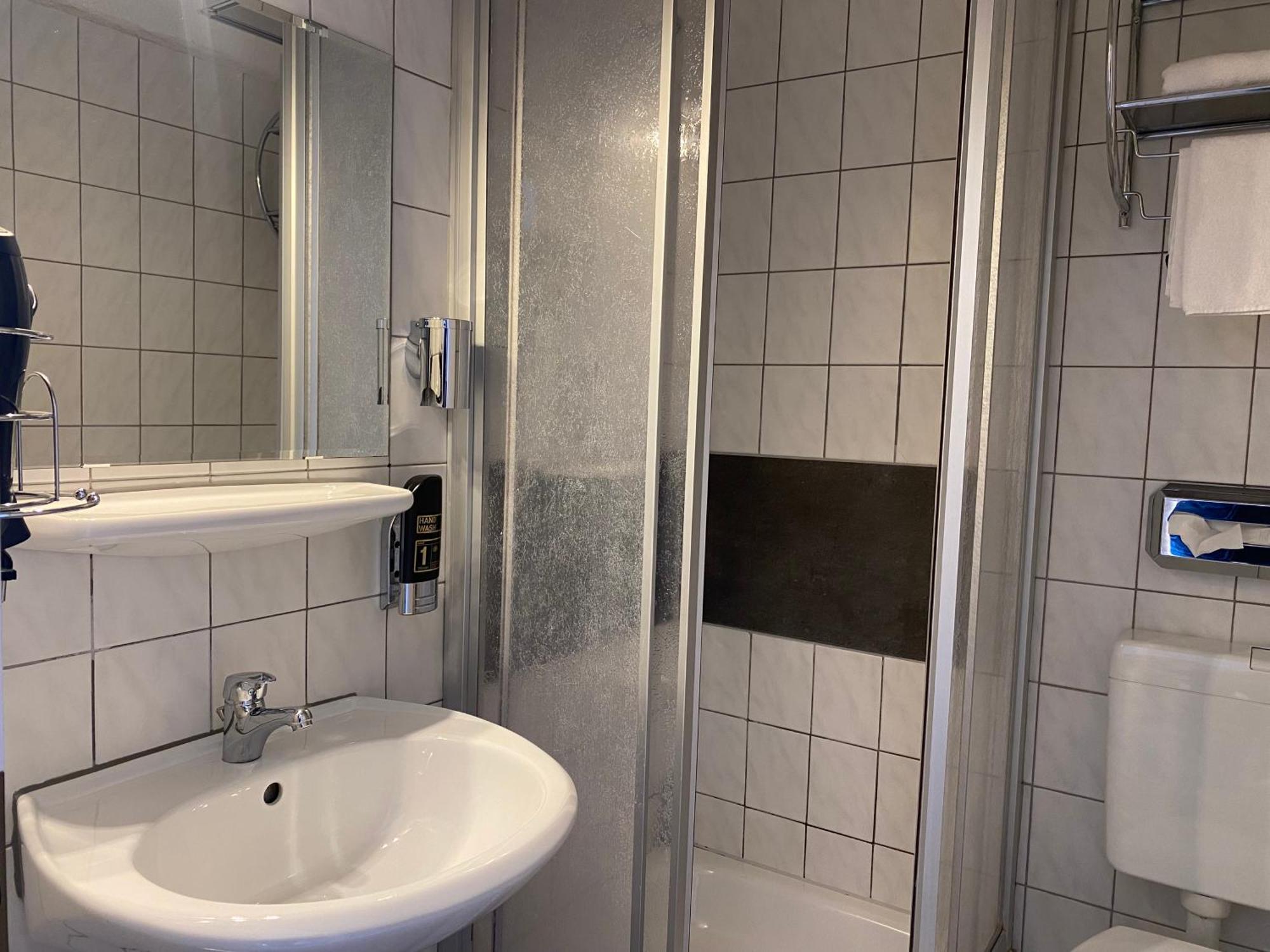 Pension Zum Alten Fährhaus Rostock Zimmer foto