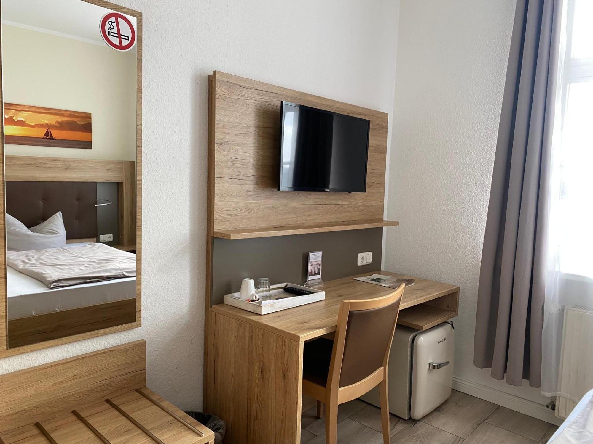 Pension Zum Alten Fährhaus Rostock Zimmer foto